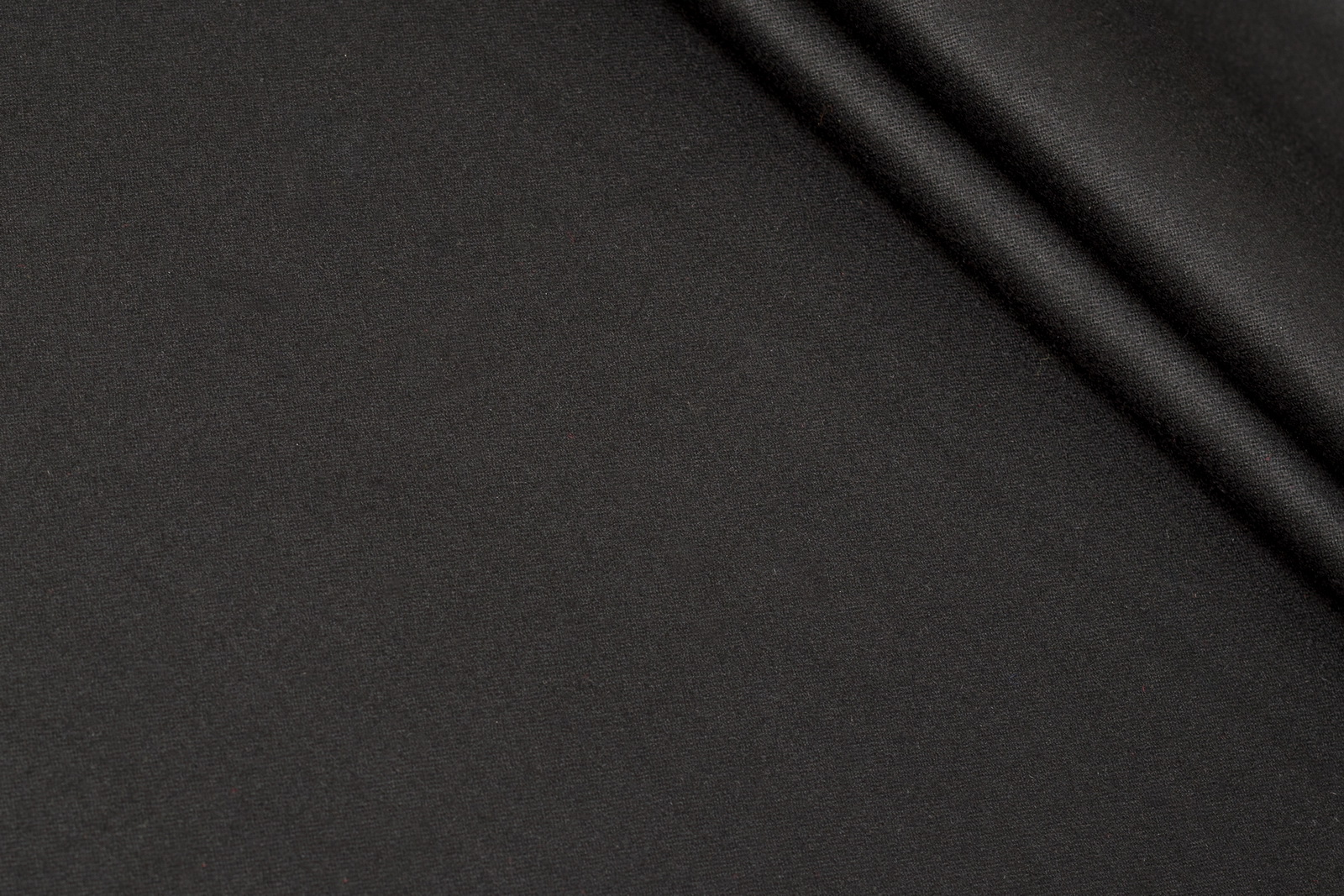 КОСТЮМНА ВОВНА СТРЕЙЧ