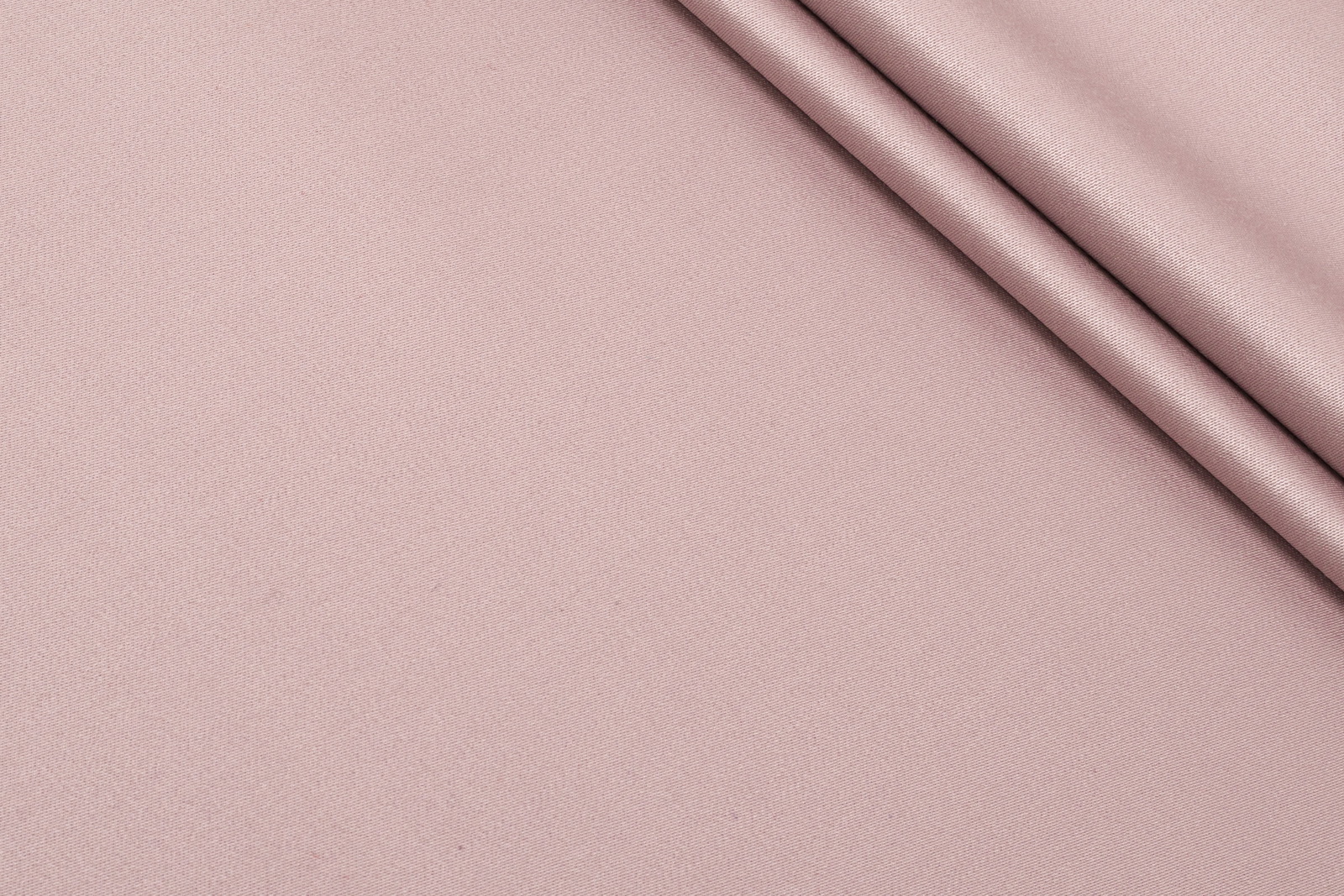 КОСТЮМНА ВОВНА МЕРИНОС