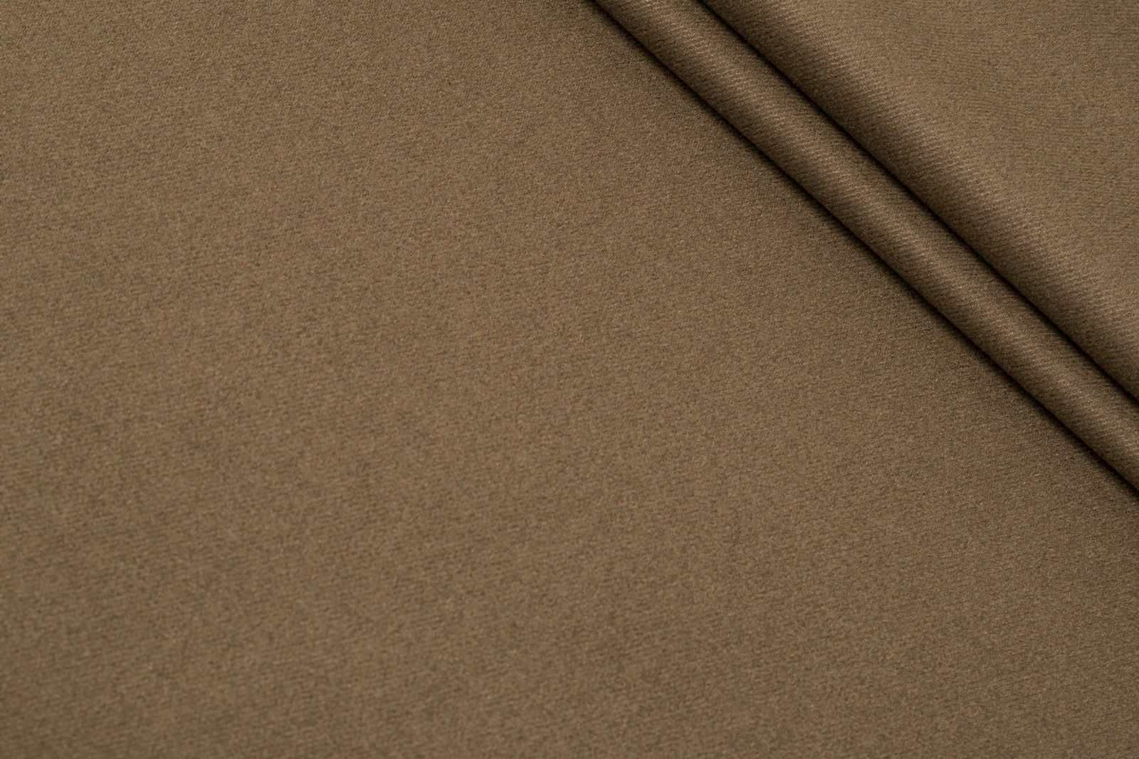 КОСТЮМНАЯ BRIGITTE