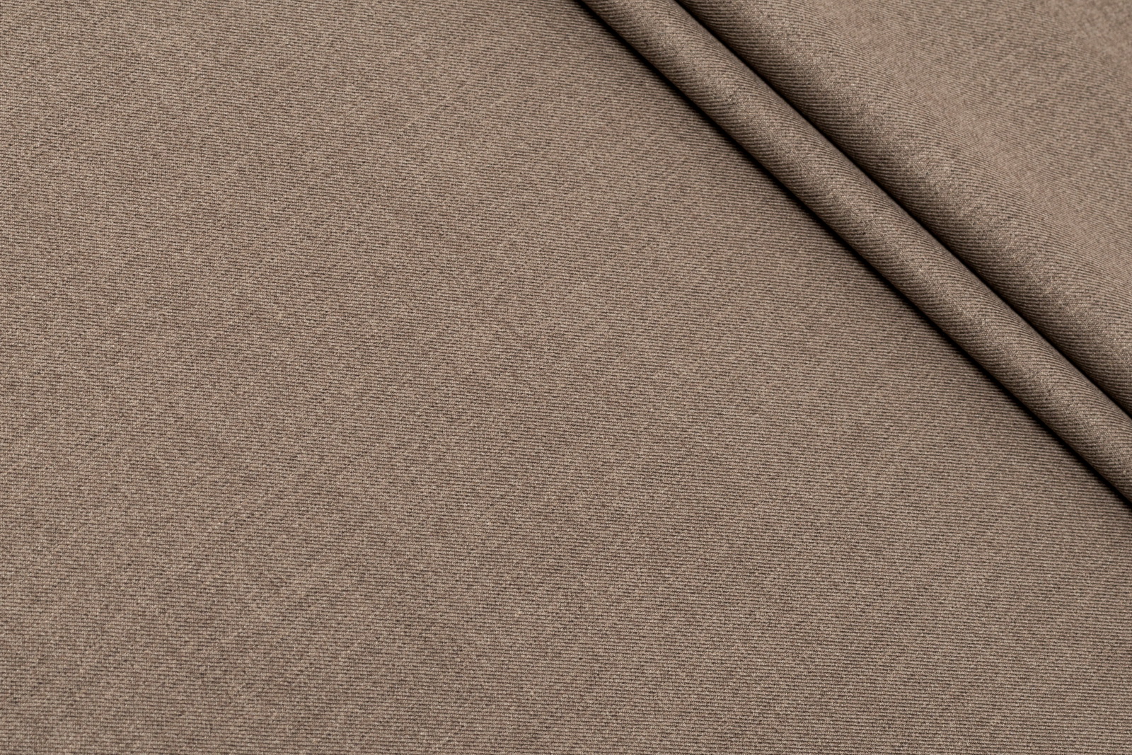 КОСТЮМНА ВОВНА СІДНЕЙ