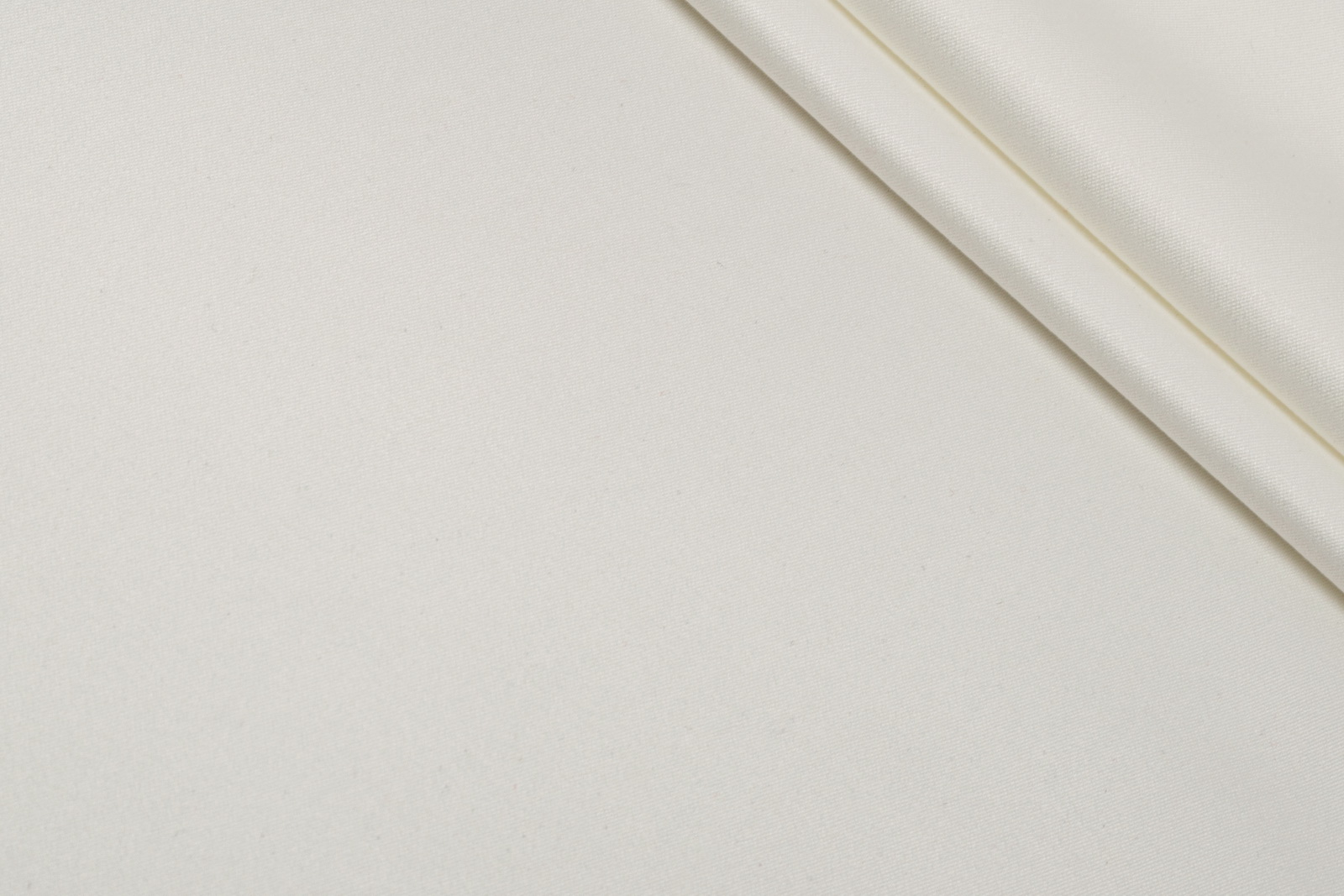 КОСТЮМНА ВОВНА МЕЛЬБУРН