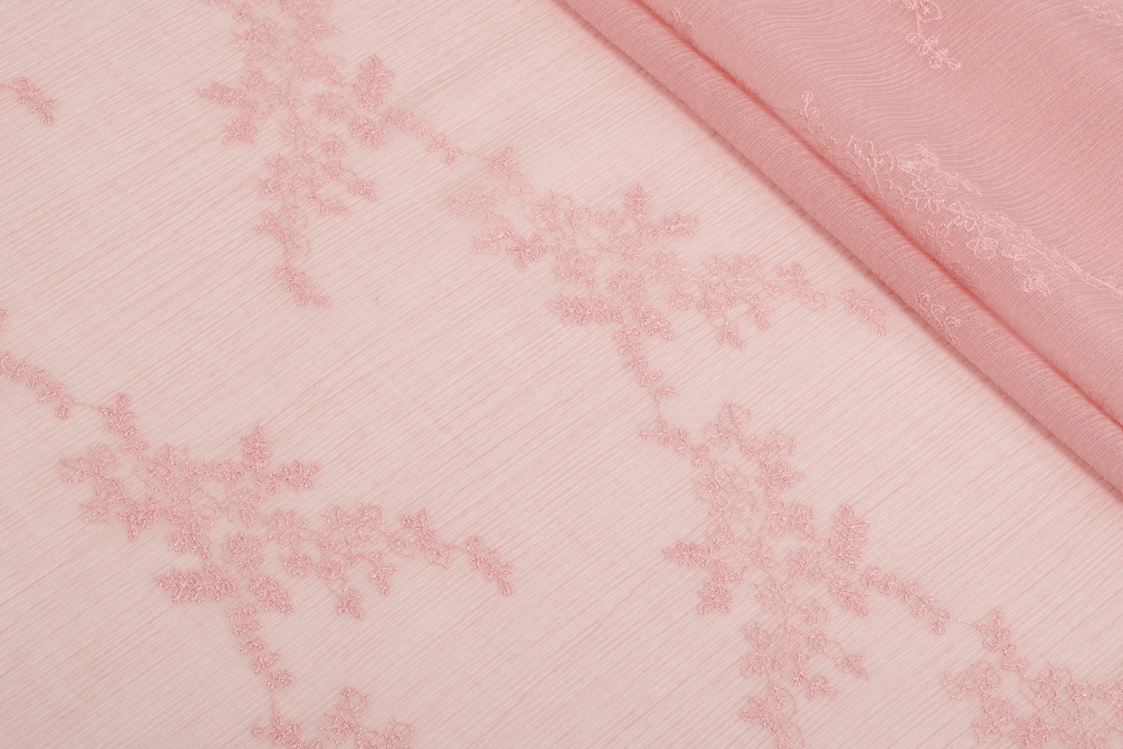 ТЕНСЕЛ З ВИШИВКОЮ